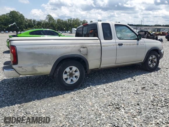 ✅ 1998 Nissan Frontier XE • VIN: 1N6DD26S3WC350155 • Lot: 68954435. Listed on Copart with 174,073 mi. Free auction sales archive from the USA and detailed vehicle history report at DreamBid. Image 3.