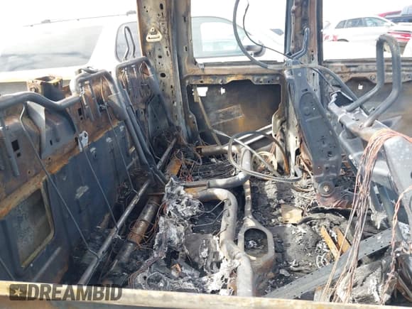 ✅ 2016 Ram 1500 Sport • VIN: 1C6RR7HTXGS151096 • Lot: 41661661. Listed on IAAI with Not provided. Free auction sales archive from the USA and detailed vehicle history report at DreamBid. Image 8.