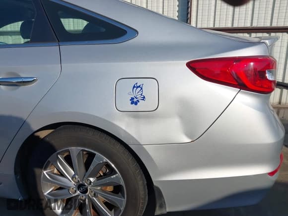 ✅ 2017 Hyundai Sonata Sport • VIN: 5NPE34AF9HH441521 • Лот: 43338565. Опубликован ранее на IAAI с пробегом 160 875 миль. Бесплатный доступ к архиву аукционных продаж из США и подробный отчёт об истории автомобиля на DreamBid. Изображение 17.