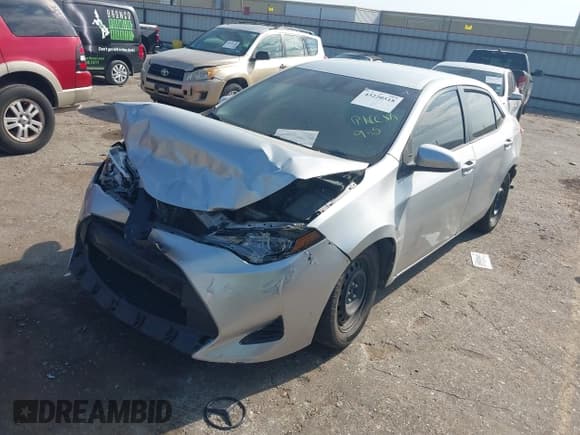 ✅ 2019 Toyota Corolla LE • VIN: 5YFBURHE5KP890117 • Lot: 43220518. Listed on IAAI with 160,615 mi. Free auction sales archive from the USA and detailed vehicle history report at DreamBid. Image 2.