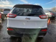 ✅ 2018 Jeep Cherokee Limited • VIN: 1C4PJLDB2JD523703 • Лот: 93692785. Опубликован ранее на Copart с пробегом Не указан. Бесплатный доступ к архиву аукционных продаж из США и подробный отчёт об истории автомобиля на DreamBid. Изображение 6.