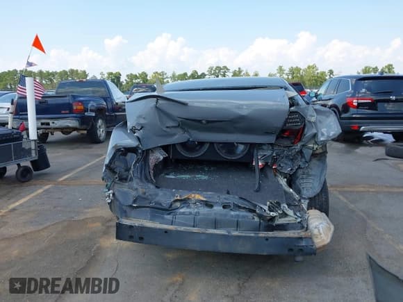 ✅ 2005 Chrysler 300 Touring • VIN: 2C3JA53G95H108745 • Лот: 43158317. Опубликован ранее на IAAI с пробегом 138 094 миль. Бесплатный доступ к архиву аукционных продаж из США и подробный отчёт об истории автомобиля на DreamBid. Изображение 16.