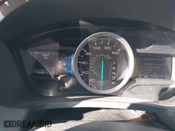 ✅ 2015 Ford Explorer Limited • VIN: 1FM5K8F85FGA59939 • Lot: 41547997. Wystawiony na IAAI z przebiegiem 174 066 mil. Bezpłatny archiwum sprzedaży aukcyjnych z USA i szczegółowy raport historii pojazdu na DreamBid. Zdjęcie 7.