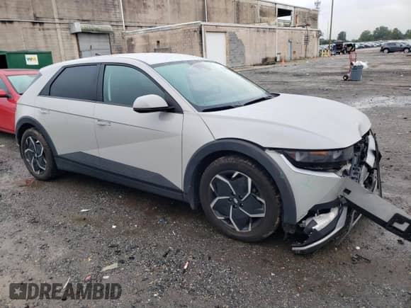 ✅ 2022 Hyundai Ioniq 5 SE • VIN: KM8KMDAFXNU066669 • Lot: 73691064. Wystawiony na Copart z przebiegiem 58 317 mil mil. Skorzystaj z bezpłatnego archiwum sprzedaży aukcyjnych z USA i zobacz szczegółowy raport historii pojazdu na DreamBid. Zdjęcie 4.