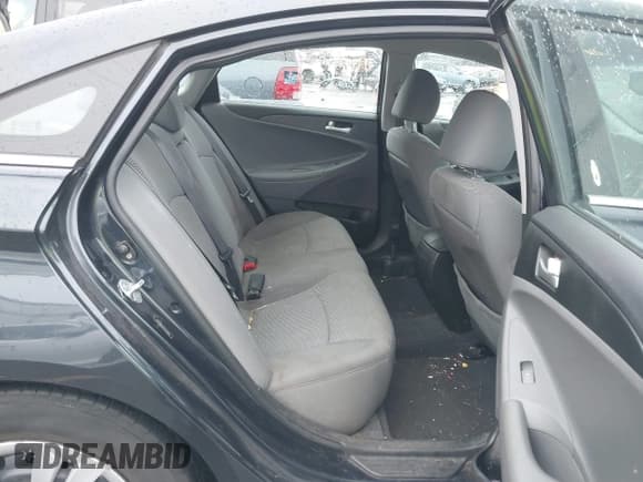 ✅ 2012 Hyundai Sonata GLS • VIN: 5NPEB4AC2CH312683 • Lot: 43596878. Listed on IAAI with 121,992 mi. Free auction sales archive from the USA and detailed vehicle history report at DreamBid. Image 8.