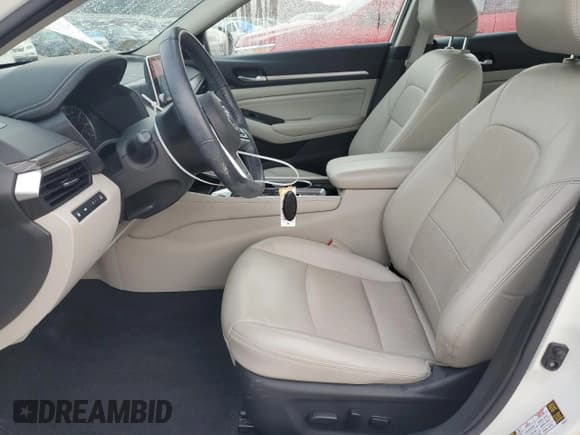 ✅ 2021 Nissan Altima Platinum • VIN: 1N4BL4FW7MN327142 • Lot: 90883965. Listed on Copart with 75,157 mi. Free auction sales archive from the USA and detailed vehicle history report at DreamBid. Image 7.