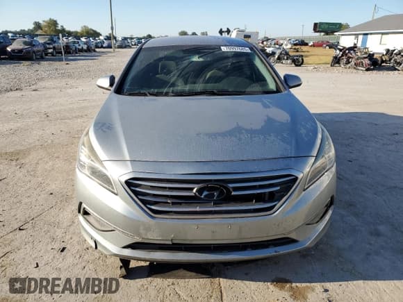 ✅ 2015 Hyundai Sonata SE • VIN: 5NPE24AF4FH205892 • Лот: 70997685. Опубликован ранее на Copart с пробегом 155 780 миль. Бесплатный доступ к архиву аукционных продаж из США и подробный отчёт об истории автомобиля на DreamBid. Изображение 5.