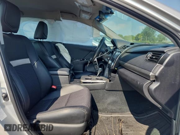 ✅ 2013 Toyota Camry L • VIN: 4T1BF1FK1DU281869 • Lot: 68581215. Wystawiony na Copart z przebiegiem 26 814 mil. Bezpłatny archiwum sprzedaży aukcyjnych z USA i szczegółowy raport historii pojazdu na DreamBid. Zdjęcie 7.