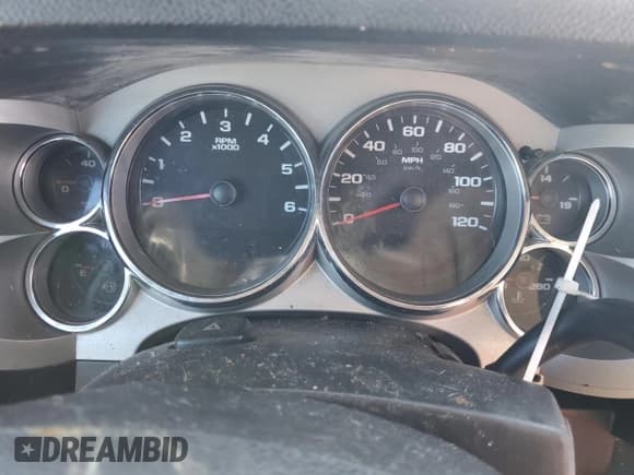 ✅ 2007 Chevrolet Silverado 1500 • VIN: 2GCFC13Y171700665 • Lot: 81176904. Listed on Copart with Not provided. Free auction sales archive from the USA and detailed vehicle history report at DreamBid. Image 9.