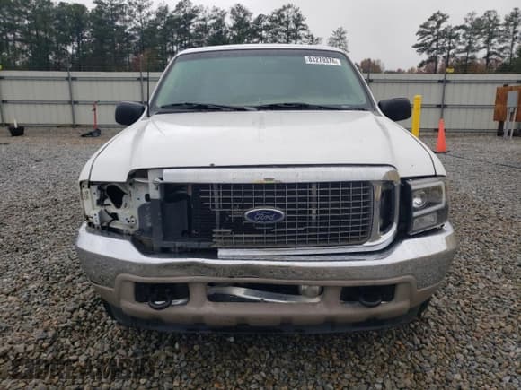 ✅ 2002 Ford Excursion Limited • VIN: 1FMNU42L02ED22146 • Лот: 81279374. Опубликован ранее на Copart с пробегом 361 546 миль. Бесплатный доступ к архиву аукционных продаж из США и подробный отчёт об истории автомобиля на DreamBid. Изображение 5.