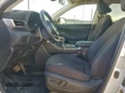 ✅ 2023 Toyota Highlander Hybrid LE • VIN: 5TDZARAHXPS521120 • Лот: 95034905. Опубликован ранее на Copart с пробегом 86 264 миль. Бесплатный доступ к архиву аукционных продаж из США и подробный отчёт об истории автомобиля на DreamBid. Изображение 7.