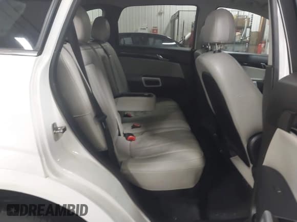 ✅ 2014 Chevrolet Captiva Sport LTZ • VIN: 3GNAL4EK7ES661481 • Lot: 41554278. Wystawiony na IAAI z przebiegiem 147 907 mil. Bezpłatny archiwum sprzedaży aukcyjnych z USA i szczegółowy raport historii pojazdu na DreamBid. Zdjęcie 8.