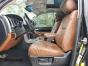 ✅ 2011 Toyota Tundra Limited • VIN: 5TFFY5F10BX110959 • Lot: 50921795. Listed on Copart with 285,301 mi. Free auction sales archive from the USA and detailed vehicle history report at DreamBid. Image 7.