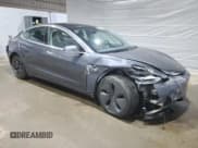 ✅ 2020 Tesla Model 3 Long Range • VIN: 5YJ3E1EB3LF635511 • Lot: 49785905. Wystawiony na Copart z przebiegiem 123 066 mil. Bezpłatny archiwum sprzedaży aukcyjnych z USA i szczegółowy raport historii pojazdu na DreamBid. Zdjęcie 4.