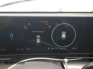 ✅ 2024 Hyundai Kona • VIN: KM8HB3A75RU015699 • Лот: 45354765. Опубликован ранее на Copart с пробегом 4 764 миль. Бесплатный доступ к архиву аукционных продаж из США и подробный отчёт об истории автомобиля на DreamBid. Изображение 9.