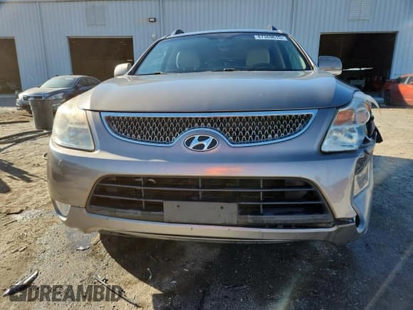 ✅ 2011 Hyundai Veracruz Limited • VIN: KM8NU4CC6BU151262 • Lot: 87369615. Listed on Copart with 143,978 mi. Free auction sales archive from the USA and detailed vehicle history report at DreamBid. Image 5.