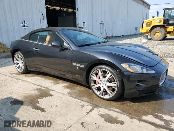 ✅ 2013 Maserati GranTurismo Sport • VIN: ZAM45MMAXD0067297 • Лот: 67684375. Опубликован ранее на Copart с пробегом 36 171 миль. Бесплатный доступ к архиву аукционных продаж из США и подробный отчёт об истории автомобиля на DreamBid. Изображение 4.