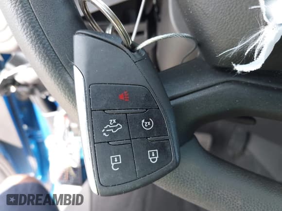 ✅ 2023 Chevrolet Silverado 1500 Custom • VIN: 3GCPABEK9PG164001 • Lot: 42830003. Wystawiony na IAAI z przebiegiem 13 082 mil. Bezpłatny archiwum sprzedaży aukcyjnych z USA i szczegółowy raport historii pojazdu na DreamBid. Zdjęcie 11.