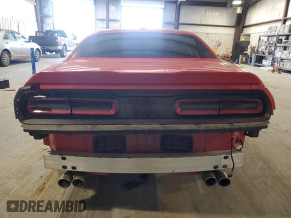 ✅ 2020 Dodge Challenger R/T • VIN: 2C3CDZBT4LH139047 • Lot: 48290593. Wystawiony na Copart z przebiegiem 34 788 mil. Bezpłatny archiwum sprzedaży aukcyjnych z USA i szczegółowy raport historii pojazdu na DreamBid. Zdjęcie 6.