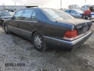 ✅ 1993 Mercedes-Benz 500 • VIN: WDBGA51E3PA109767 • Лот: 44822475. Опубликован ранее на Copart с пробегом 143 190 миль. Бесплатный доступ к архиву аукционных продаж из США и подробный отчёт об истории автомобиля на DreamBid. Изображение 2.