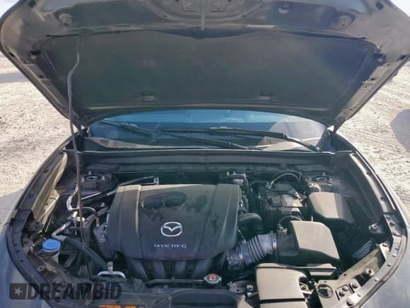 ✅ 2021 Mazda CX-30 Preferred • VIN: 3MVDMACL4MM218025 • Lot: 93432155. Wystawiony na Copart z przebiegiem 79 238 mil. Bezpłatny archiwum sprzedaży aukcyjnych z USA i szczegółowy raport historii pojazdu na DreamBid. Zdjęcie 12.