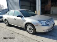 ✅ 2008 Mercury Sable • VIN: 1MEHM40W48G626445 • Lot: 84411414. Wystawiony na Copart z przebiegiem 177 631 mil. Bezpłatny archiwum sprzedaży aukcyjnych z USA i szczegółowy raport historii pojazdu na DreamBid. Zdjęcie 4.