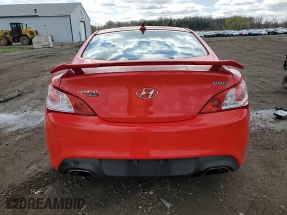 2010 Hyundai Genesis Coupe Track z VIN KMHHU6KHXAU025524, wystawiony jako Copart lot #52119665 z przebiegiem 134 693 mil mil oraz Szkoda całkowita • Salvage title. Historia ofert i sprzedaży dostępna na DreamBid. Obrazek 6.