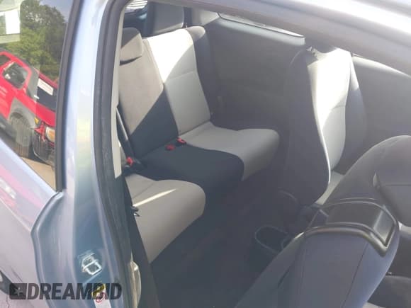 ✅ 2012 Toyota Yaris L • VIN: JTDJTUD30CD500535 • Lot: 42541006. Wystawiony na IAAI z przebiegiem 93 163 mil. Bezpłatny archiwum sprzedaży aukcyjnych z USA i szczegółowy raport historii pojazdu na DreamBid. Zdjęcie 8.