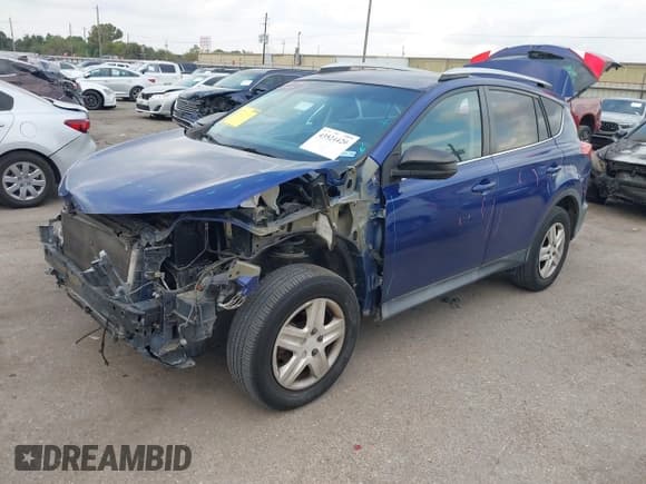 ✅ 2014 Toyota RAV4 LE • VIN: 2T3ZFREVXEW074141 • Lot: 43524420. Listed on IAAI with 160,664 mi. Free auction sales archive from the USA and detailed vehicle history report at DreamBid. Image 18.