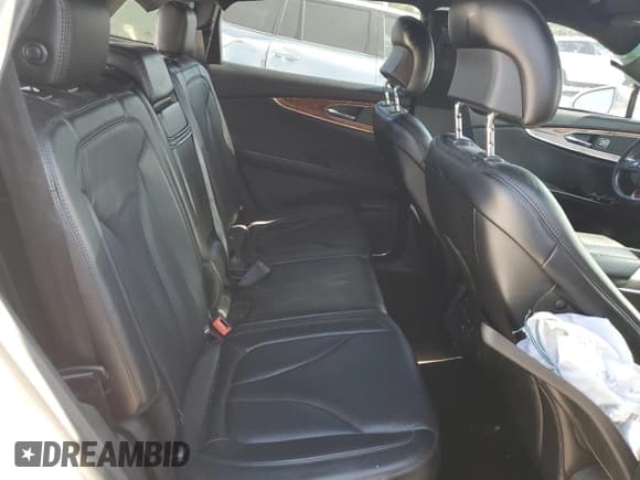 ✅ 2017 Lincoln MKX Reserve • VIN: 2LMPJ8LR6HBL17912 • Lot: 81096315. Listed on Copart with 241,328 mi. Free auction sales archive from the USA and detailed vehicle history report at DreamBid. Image 10.