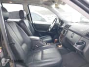 ✅ 2000 Mercedes-Benz M 320/430/500 • VIN: 4JGAB72E9YA208069 • Lot: 41530528. Listed on IAAI with 155,967 mi. Free auction sales archive from the USA and detailed vehicle history report at DreamBid. Image 5.