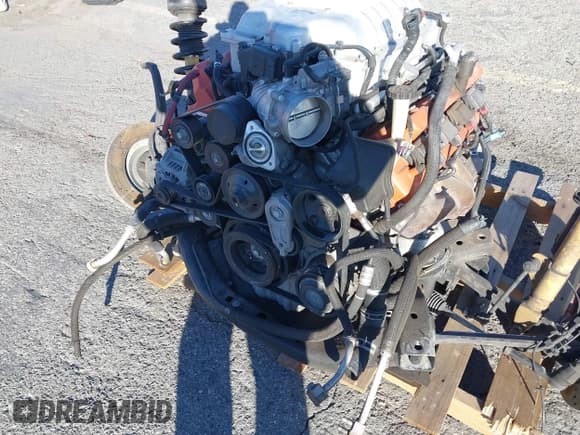 ✅ 2016 Dodge Charger SRT Hellcat • VIN: 2C3CDXL97GH338803 • Lot: 41083258. Wystawiony na IAAI z przebiegiem Nie podano. Bezpłatny archiwum sprzedaży aukcyjnych z USA i szczegółowy raport historii pojazdu na DreamBid. Zdjęcie 14.