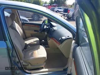 ✅ 2007 Chevrolet Aveo LS • VIN: KL1TD56697B132240 • Lot: 43153832. Wystawiony na IAAI z przebiegiem 92 394 mil. Bezpłatny archiwum sprzedaży aukcyjnych z USA i szczegółowy raport historii pojazdu na DreamBid. Zdjęcie 5.