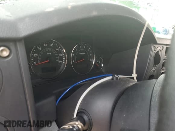 ✅ 2006 Jeep Commander • VIN: 1J8HH48K96C204319 • Lot: 64581825. Listed on Copart with Not provided. Free auction sales archive from the USA and detailed vehicle history report at DreamBid. Image 9.