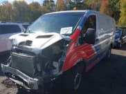 ✅ 2017 Ford Transit • VIN: 1FTYR1ZM0HKB52462 • Lot: 43436535. Wystawiony na IAAI z przebiegiem 124 695 mil. Bezpłatny archiwum sprzedaży aukcyjnych z USA i szczegółowy raport historii pojazdu na DreamBid. Zdjęcie 19.