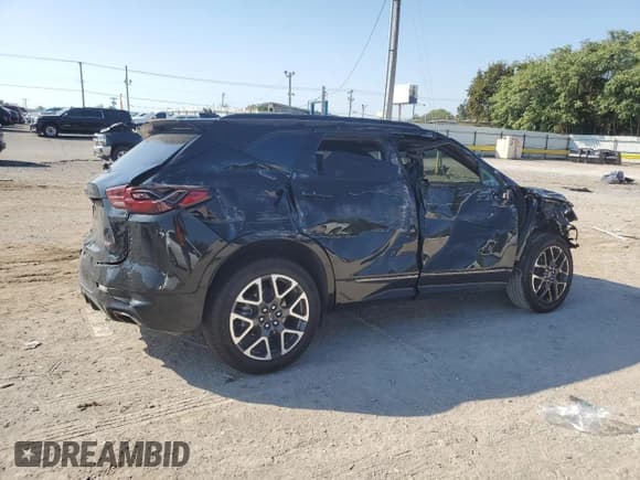 ✅ 2025 Chevrolet Blazer RS • VIN: 3GNKBERS9SS128941 • Lot: 81918995. Listed on Copart with 2,420 mi. Free auction sales archive from the USA and detailed vehicle history report at DreamBid. Image 3.