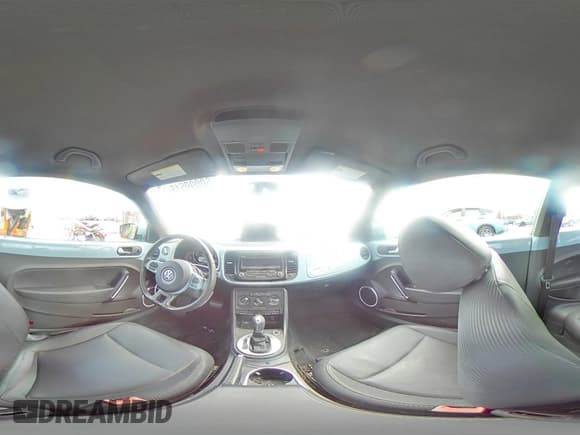 ✅ 2014 Volkswagen Beetle 1.8T • VIN: 3VWJ17AT2EM666636 • Лот: 60099515. Опубликован ранее на Copart с пробегом 115 251 миль. Бесплатный доступ к архиву аукционных продаж из США и подробный отчёт об истории автомобиля на DreamBid. Изображение 14.