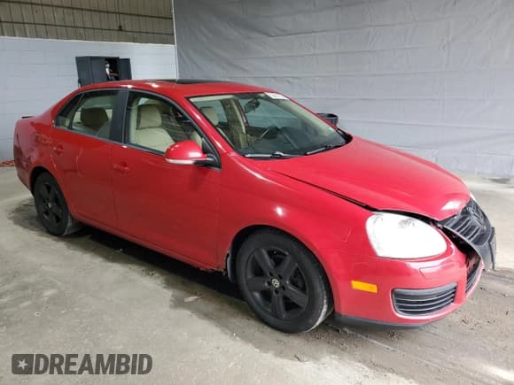 ✅ 2009 Volkswagen Jetta SE • VIN: 3VWRZ71K69M011873 • Lot: 52881525. Listed on Copart with 154,441 mi. Free auction sales archive from the USA and detailed vehicle history report at DreamBid. Image 4.