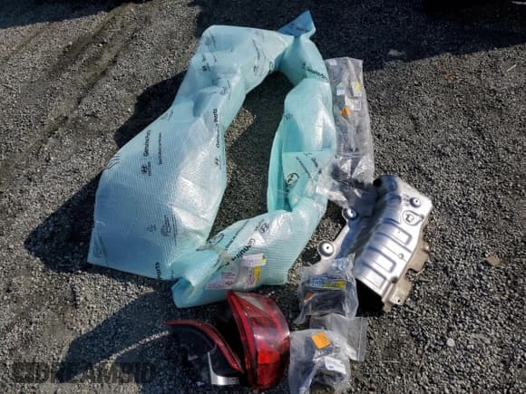 ✅ 2024 Hyundai Venue SEL • VIN: KMHRC8A36RU332337 • Lot: 54658175. Listed on Copart with 7,144 mi. Free auction sales archive from the USA and detailed vehicle history report at DreamBid. Image 12.