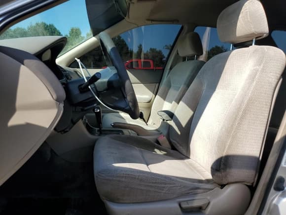 ✅ 1996 Honda Accord LX • VIN: 1HGCE1828TA006915 • Lot: 80608655. Wystawiony na Copart z przebiegiem 195 910 mil. Bezpłatny archiwum sprzedaży aukcyjnych z USA i szczegółowy raport historii pojazdu na DreamBid. Zdjęcie 7.