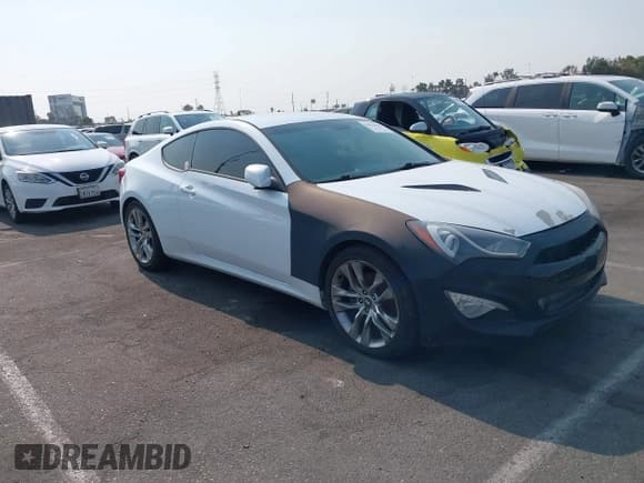 ✅ 2014 Hyundai Genesis Coupe Premium • VIN: KMHHT6KD7EU114232 • Lot: 42917030. Wystawiony na IAAI z przebiegiem 72 006 mil. Bezpłatny archiwum sprzedaży aukcyjnych z USA i szczegółowy raport historii pojazdu na DreamBid. Zdjęcie 1.