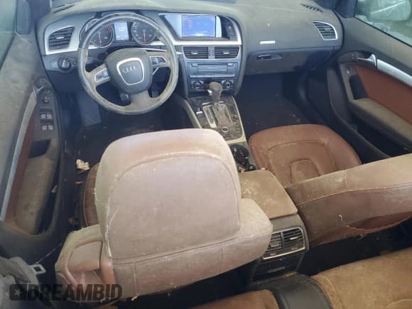 ✅ 2010 Audi A5 Premium Plus • VIN: WAUJFAFHXAN014303 • Лот: 77184354. Опубликован ранее на Copart с пробегом 84 061 миль. Бесплатный доступ к архиву аукционных продаж из США и подробный отчёт об истории автомобиля на DreamBid. Изображение 8.