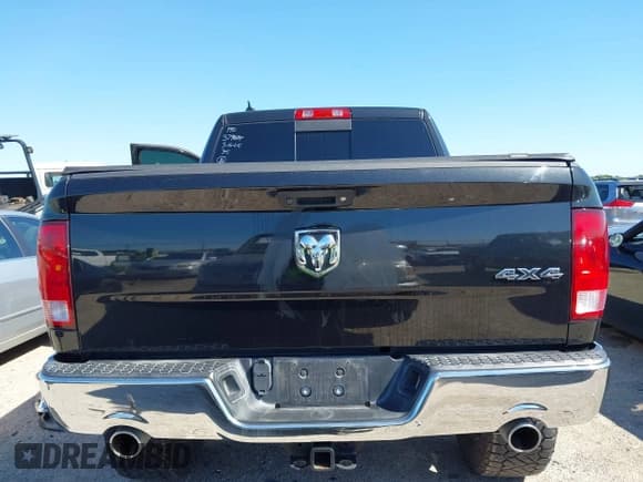 ✅ 2018 Ram 1500 Big Horn • VIN: 1C6RR7LT4JS111224 • Lot: 42084424. Listed on IAAI with 74,835 mi. Free auction sales archive from the USA and detailed vehicle history report at DreamBid. Image 17.