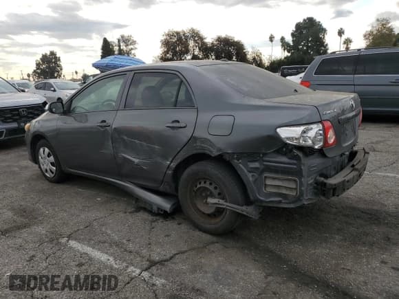 ✅ 2010 Toyota Corolla LE • VIN: 2T1BU4EE7AC399165 • Lot: 92347635. Listed on Copart with 140,139 mi. Free auction sales archive from the USA and detailed vehicle history report at DreamBid. Image 2.