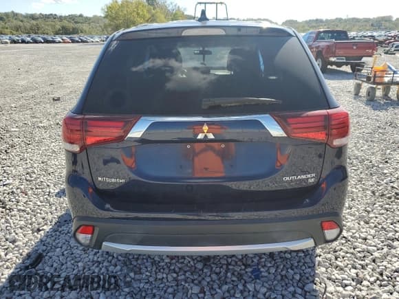 ✅ 2018 Mitsubishi Outlander SE • VIN: JA4AD3A34JZ051575 • Lot: 87097735. Listed on Copart with Not provided. Free auction sales archive from the USA and detailed vehicle history report at DreamBid. Image 6.