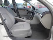 ✅ 2008 Mercedes-Benz E 350 Luxury • VIN: WDBUF56X58B193066 • Lot: 43769838. Wystawiony na IAAI z przebiegiem 165 573 mil. Bezpłatny archiwum sprzedaży aukcyjnych z USA i szczegółowy raport historii pojazdu na DreamBid. Zdjęcie 5.