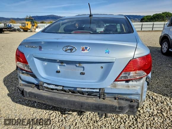 ✅ 2013 Hyundai Accent GLS • VIN: KMHCT4AE2DU328049 • Lot: 94794655. Listed on Copart with 200,040 mi. Free auction sales archive from the USA and detailed vehicle history report at DreamBid. Image 6.