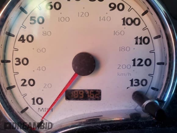 ✅ 2004 Saturn VUE V6 • VIN: 5GZCZ53424S891206 • Лот: 85009995. Опубликован ранее на Copart с пробегом 189 762 миль. Бесплатный доступ к архиву аукционных продаж из США и подробный отчёт об истории автомобиля на DreamBid. Изображение 9.