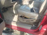 ✅ 2005 Ford Explorer XLT • VIN: 1FMZU73K45UA57055 • Lot: 43782783. Wystawiony na IAAI z przebiegiem 221 303 mil. Bezpłatny archiwum sprzedaży aukcyjnych z USA i szczegółowy raport historii pojazdu na DreamBid. Zdjęcie 6.