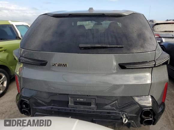 ✅ 2024 BMW XM • VIN: 5YM23CS06R9U92810 • Lot: 75401504. Wystawiony na Copart z przebiegiem 6 181 mil. Bezpłatny archiwum sprzedaży aukcyjnych z USA i szczegółowy raport historii pojazdu na DreamBid. Zdjęcie 6.